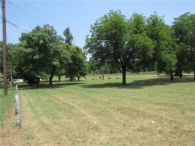 1220 W Hubbard St, Mineral Wells, TX 76067